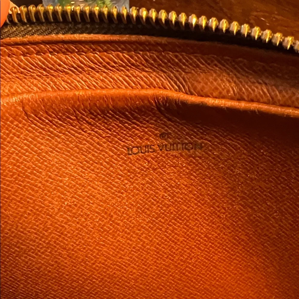 SOLD!!! Authentic Vintage Louis Vuitton Brown and Tan Monogram Clutch/Bag - Picture 10 of 17